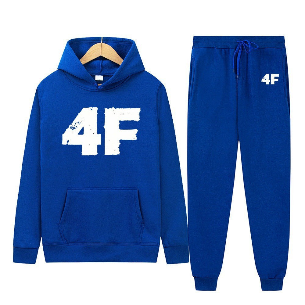 Women’s hoodie and joggers set with sporty comfort Chic & Stil