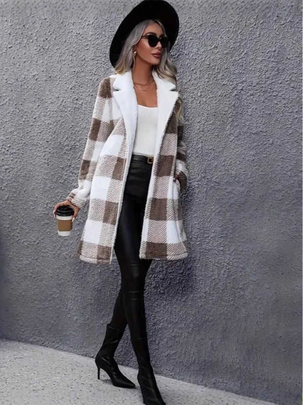 Women's plush coat with checkered pattern and trendy lapels Lune London