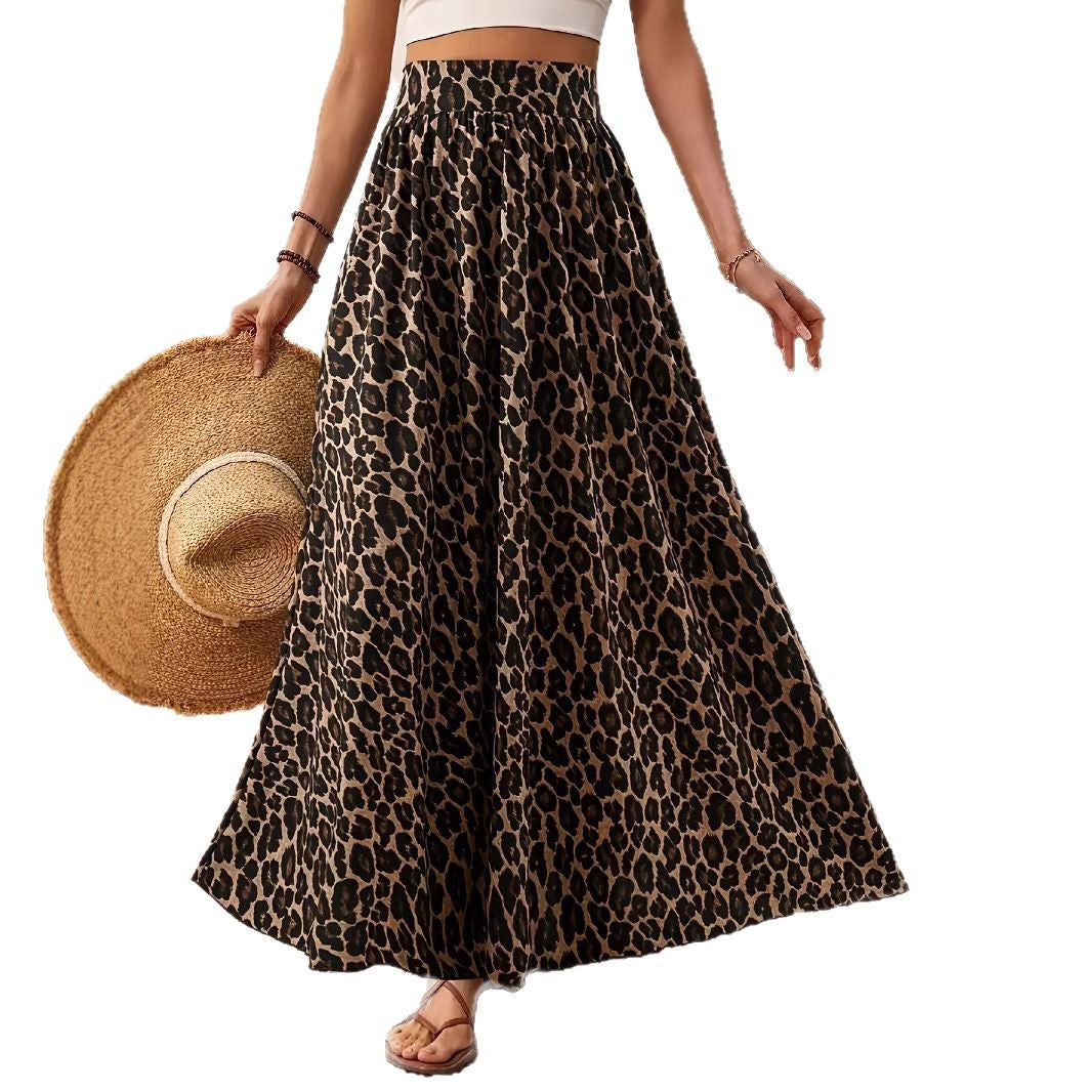 Women's maxi skirt with elastic waistband and eye-catching leopard print Lune London