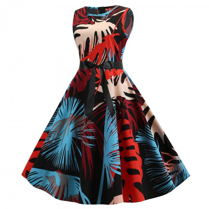 Robe évasée pour femmes avec un motif floral et une ceinture à la taille Chic & Stil