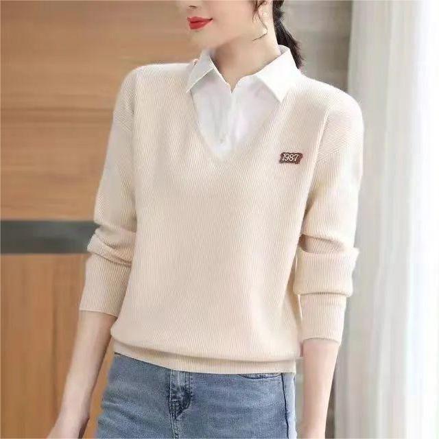 Pull élégant pour femmes en V avec col chemise Chic & Stil