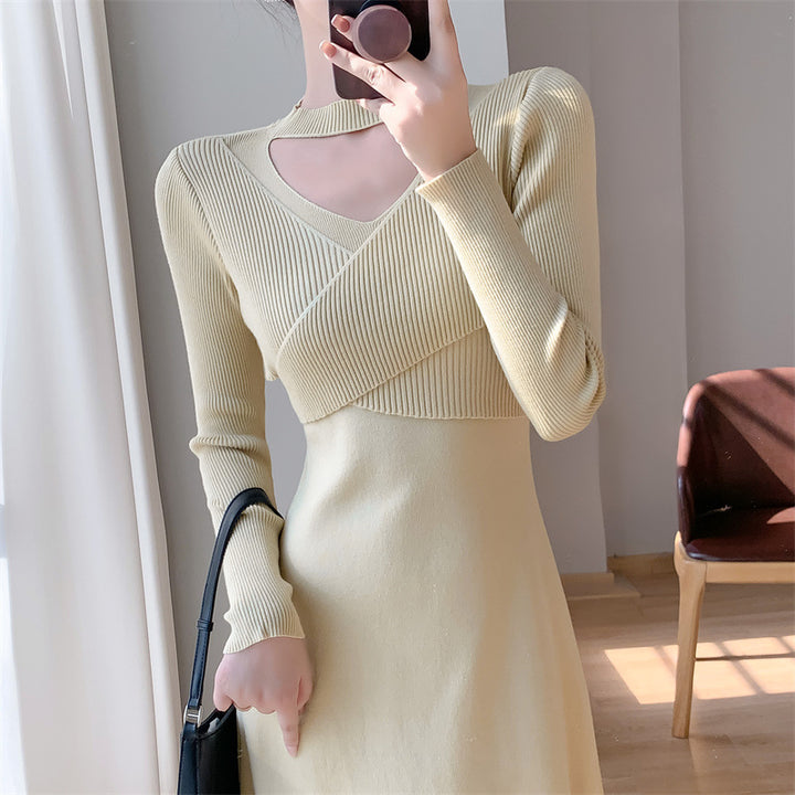 Robe tricotée pour femmes avec zone d'épaule ouverte et élégant décolleté en V Chic & Stil