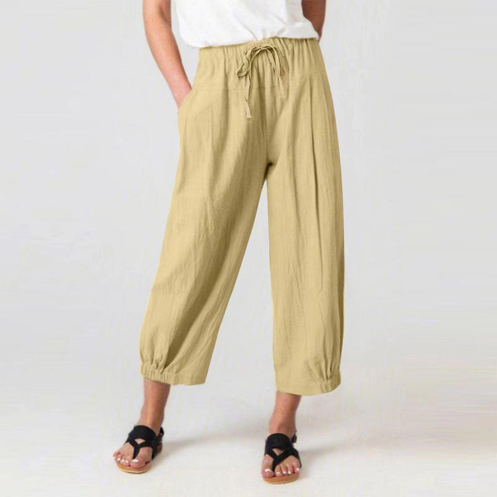 Light casual pants for women with adjustable waist Lune London