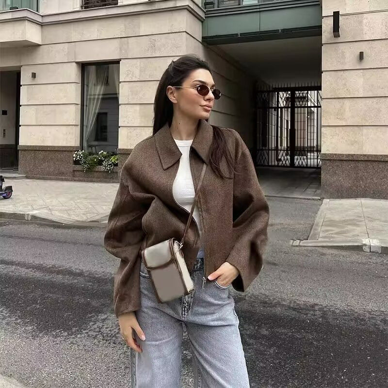 Transitional jacket for women with high collar and modern zipper Lune London