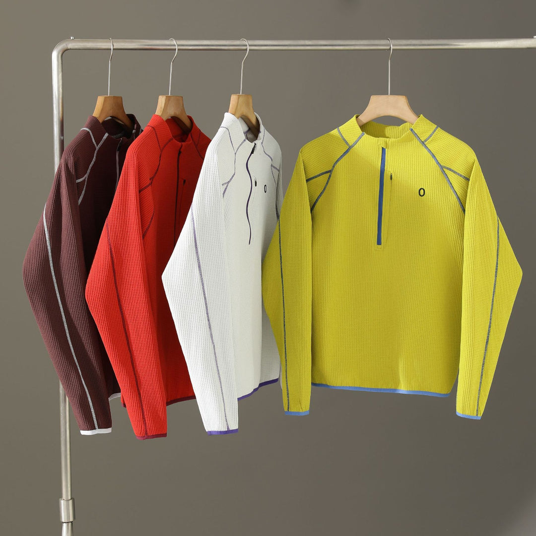 Pull fonctionnel pour femme avec fermeture éclair innovante et surface texturée Chic & Stil