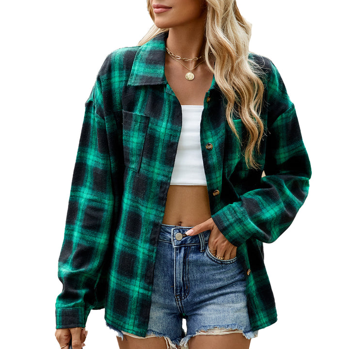 Plaid overshirt jacket for women with a relaxed fit and practical pockets Lune London