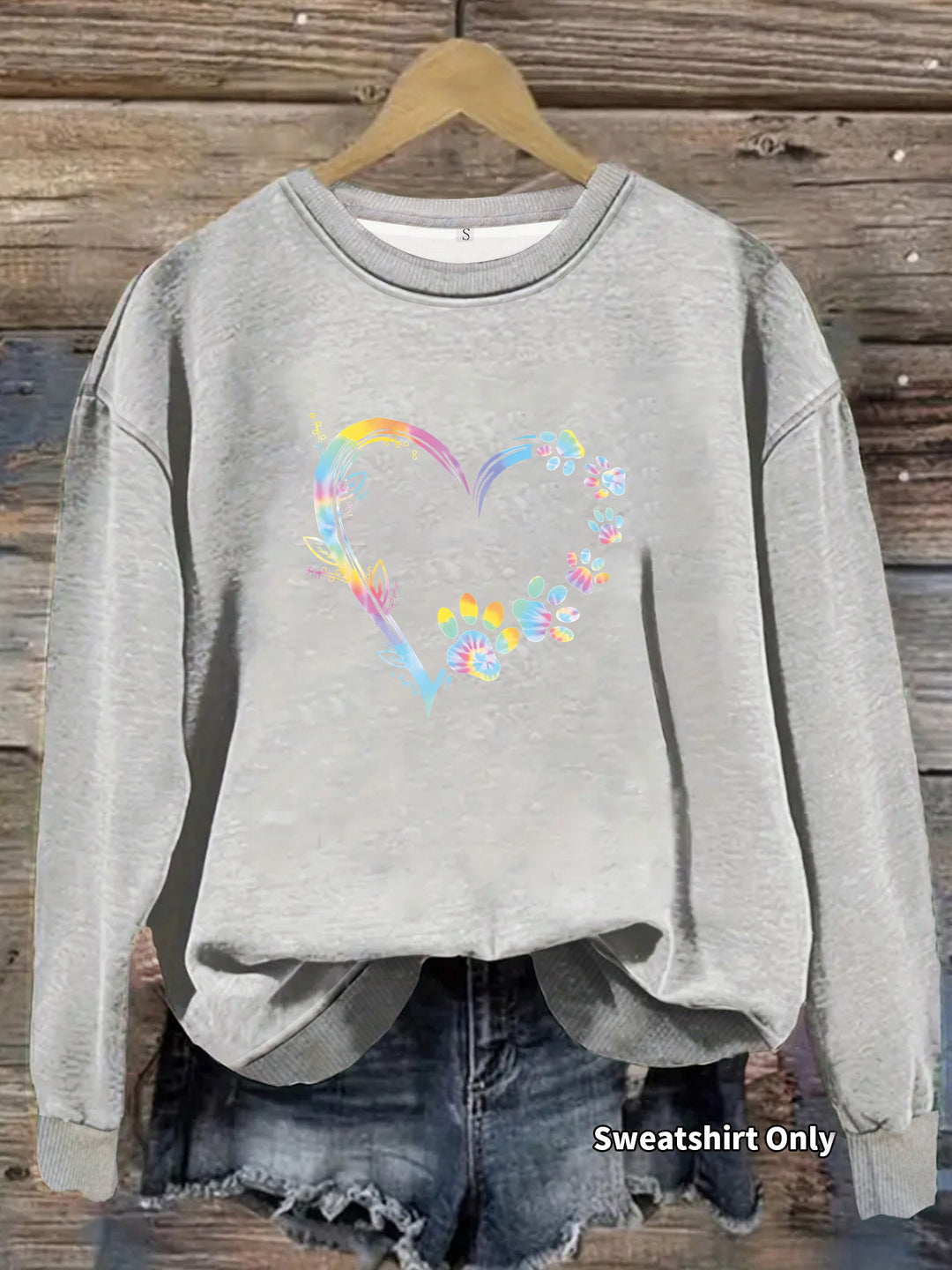 Sweatshirt femme avec motif cœur floral et coupe confortable Chic & Stil