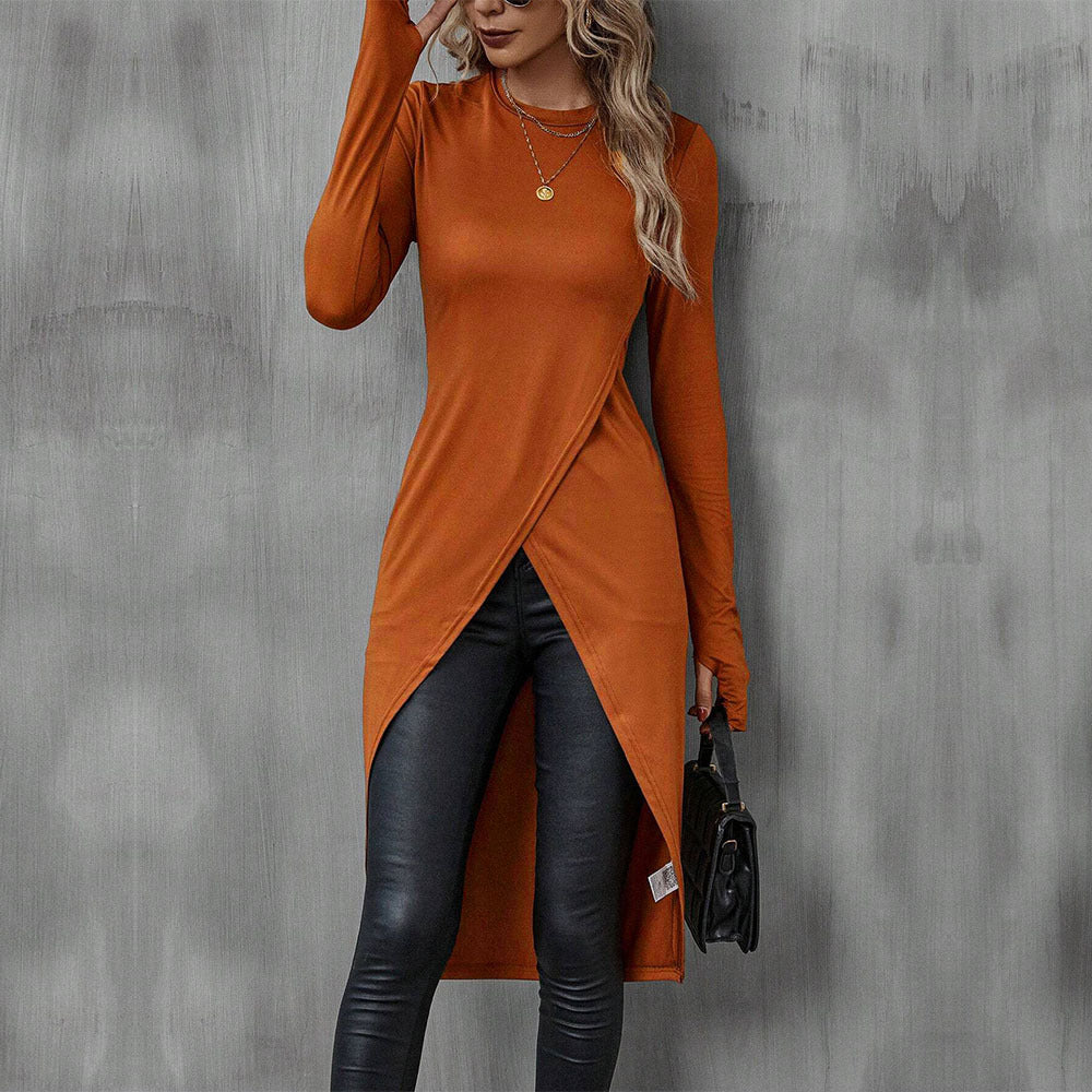 Haut enveloppant pour femmes avec manches longues et ourlet asymétrique Chic & Stil