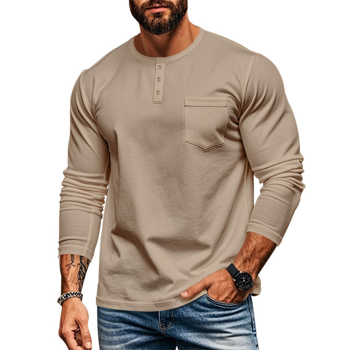Men's long-sleeve shirt with modern Henley neckline and practical chest pocket Chic and style