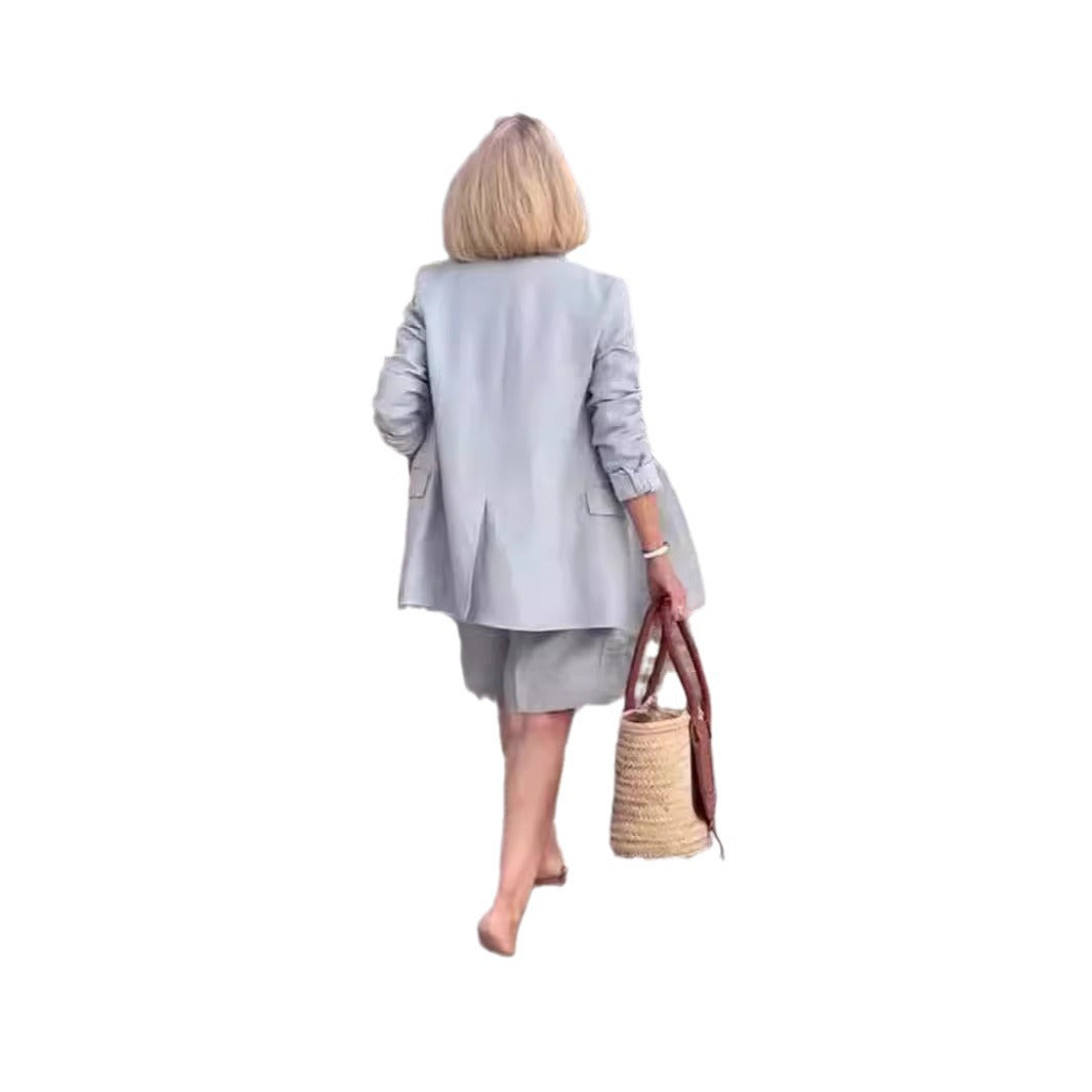 Fashion blazer-shorts set for women with double-breasted buttons and elegant cut Lune London