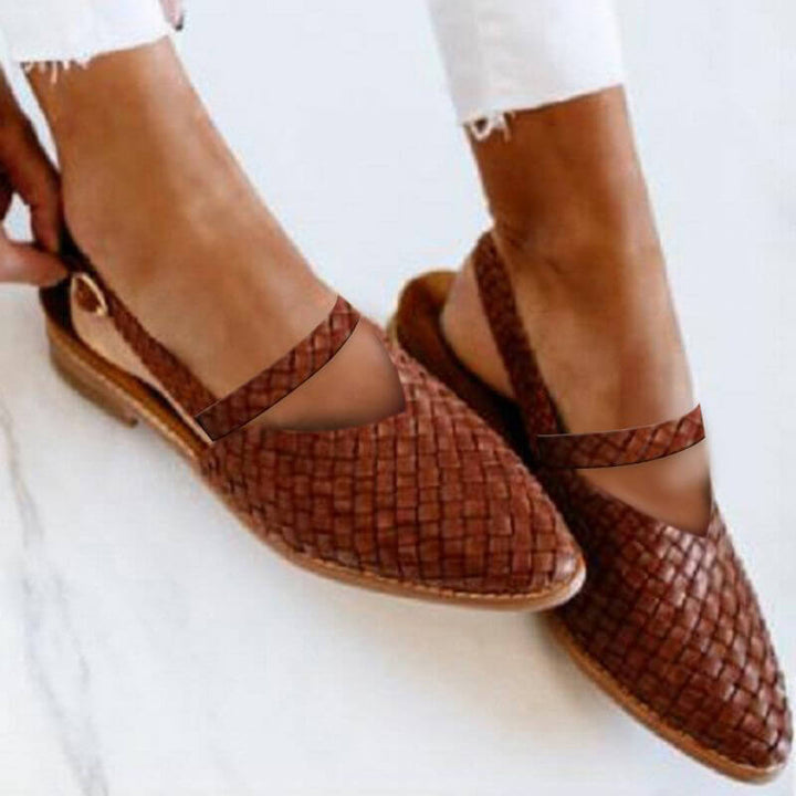 Lune London | The Unique and Comfortable Sandal