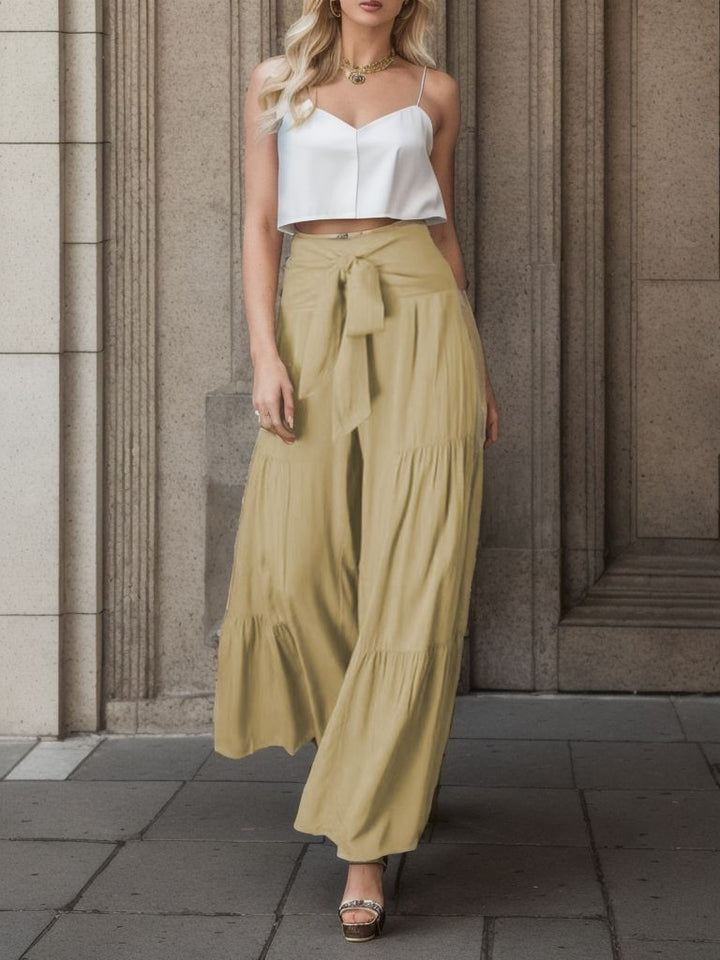 Wide Palazzo pants for women with high waist and belt at the waist Lune London