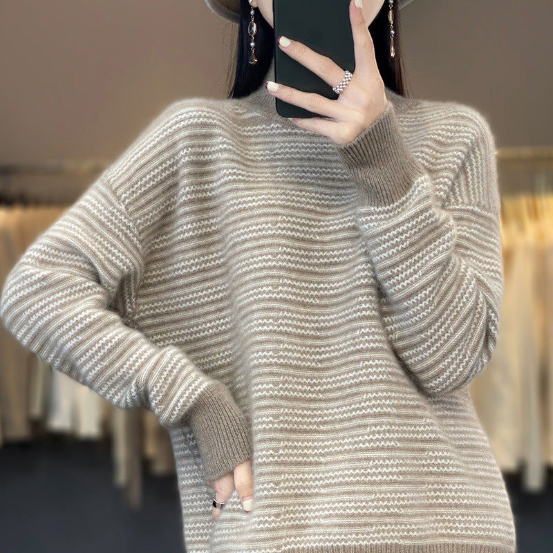 Pull en tricot pour femmes avec un motif à rayures moderne et des trous pour les pouces confortables Lune London