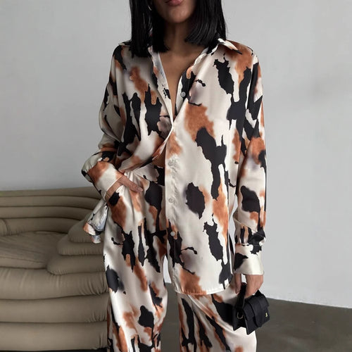 Ladies elegant satin blouse Lune London