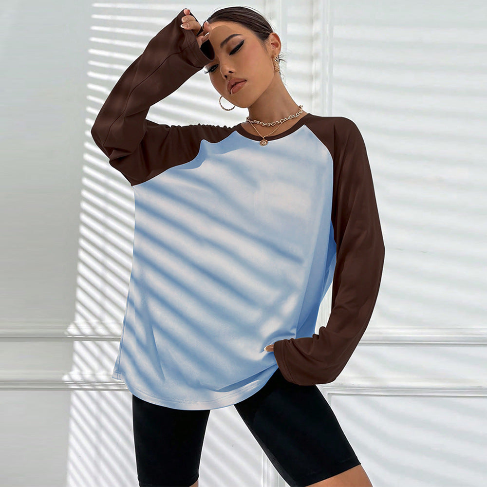 T-shirt à manches longues pour femmes avec coupe raglan sportif et design color block tendance Chic & Stil