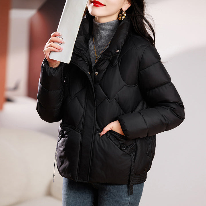 Ladies short quilted jacket with hood and practical pockets Lune London