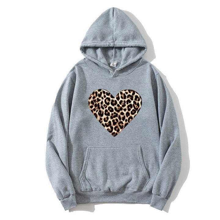 Ladies hooded sweatshirt with heart-shaped leopard pattern Chic & Stil