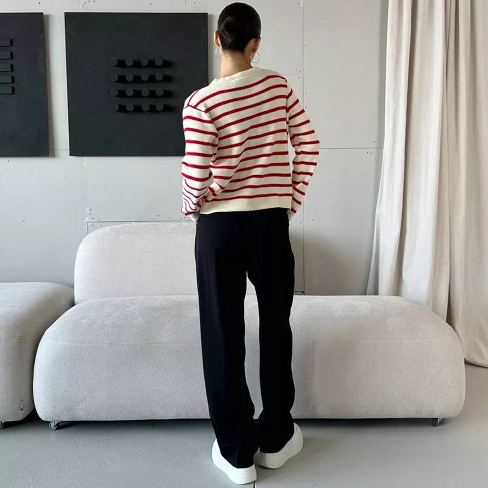 Fashionable striped women's cardigan with button details and soft material Lune London