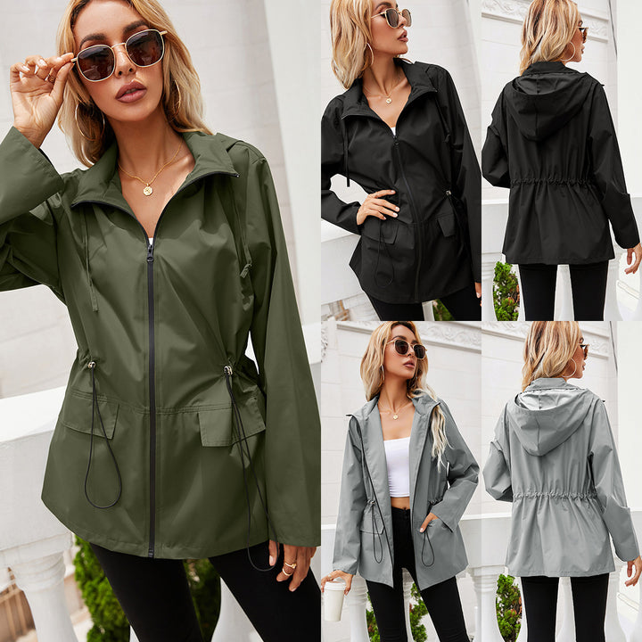 Veste de pluie légère pour femmes avec capuche et taille ajustable Lune London