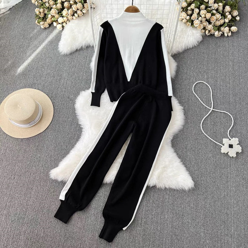 High-quality women's sporty lounge set with zipper Lune London