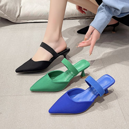 Ladies Slingback Pumps with an elegant pointed design and a comfortable heel strap Lune London