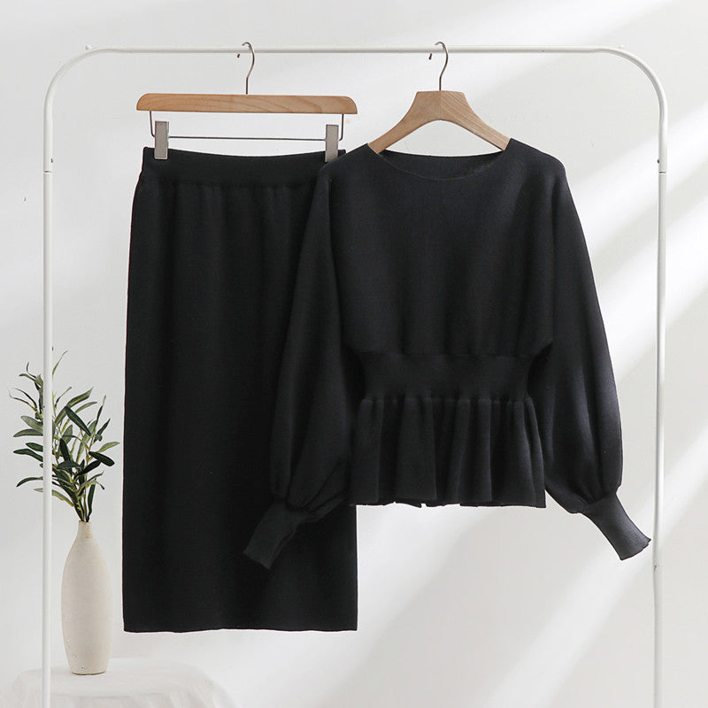 Fashionable women's knitted loungewear set with ruched top and midi skirt Lune London