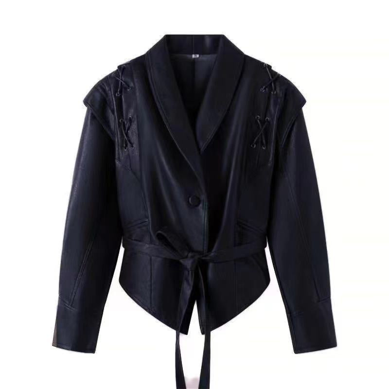 Feminine suede leather jacket with fitted cut and tie belt Lune London
