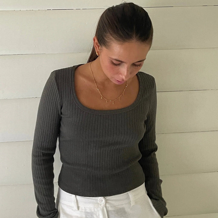 Fitted top for women in elastic ribbed fabric with long sleeves Lune London