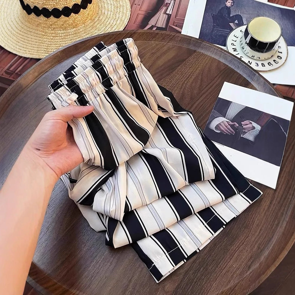 Women Elegant and Comfortable Striped Culotte Shorts Chic & Stil