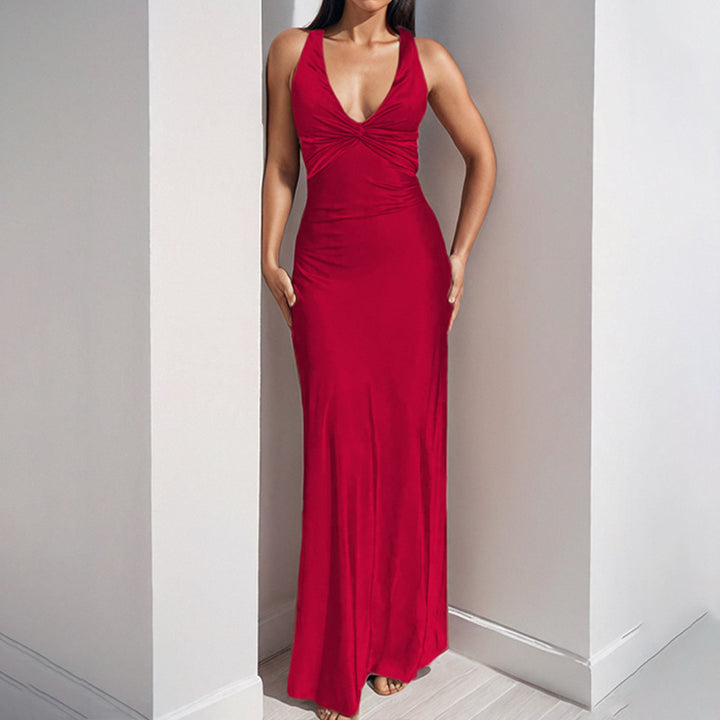 Robe en satin pour femmes avec détail enveloppant élégant Chic & Stil