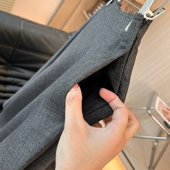 Elegant and fluid maxi skirt for women with high waist design Lune London