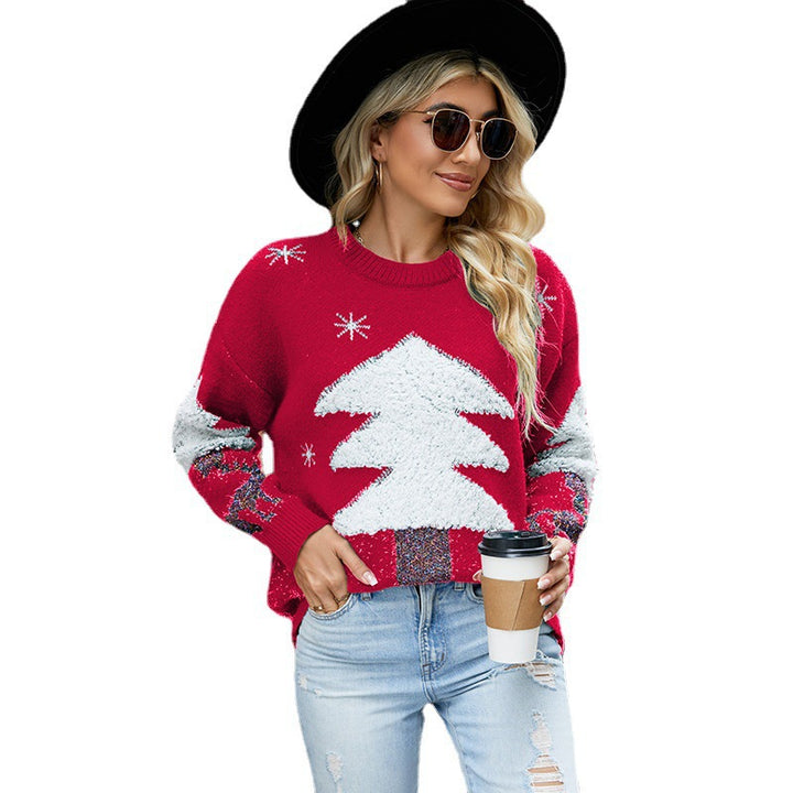 Cozy wool sweater for women with festive Christmas tree pattern Lune London