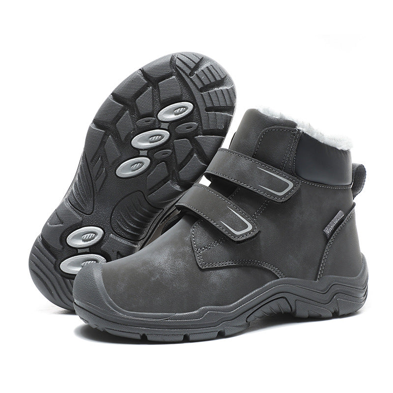 Insulated winter boots for women with practical Velcro closure Lune London