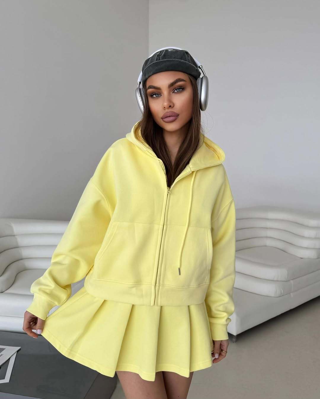 Women's sports top with skirt and hood Lune London