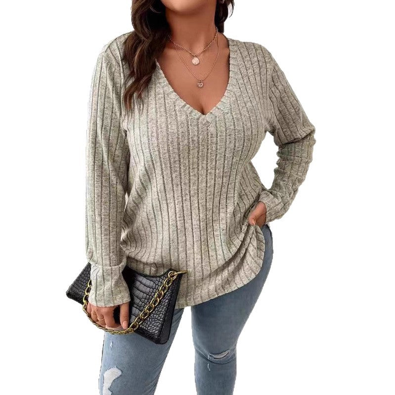Ladies long sleeve V-neck T-shirt with fine ribbed structure Lune London