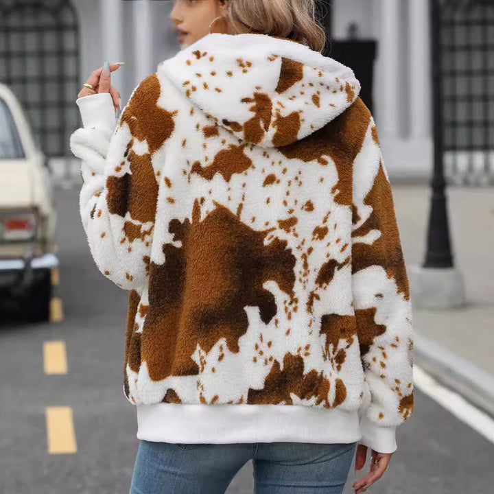 Women's plush jacket with animal print and practical pockets Lune London