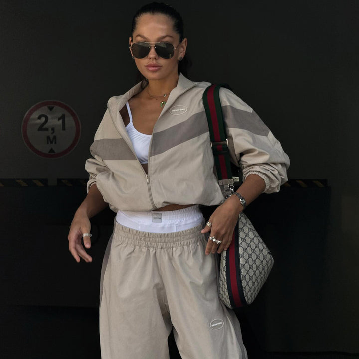 Casual pants for women with a loose fit and elastic waist Lune London