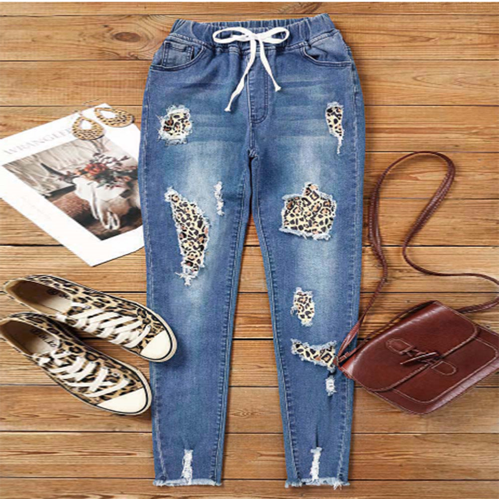 Trendy skinny jeans for women with a unique leopard design and ripped details Lune London