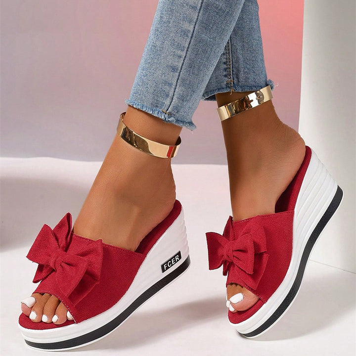 Women's platform sandals with stylish bow application and comfortable sole Lune London