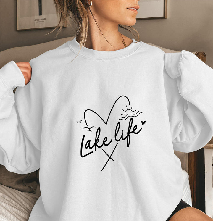 Sweatshirt pour femme avec des manches courtes et un motif en forme de cœur Chic & Stil