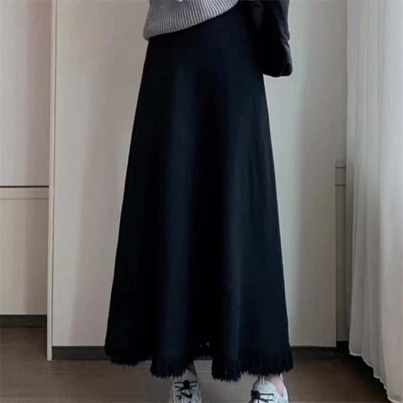 Maxi skirt for women with an elegant fringed hem and high waist Lune London