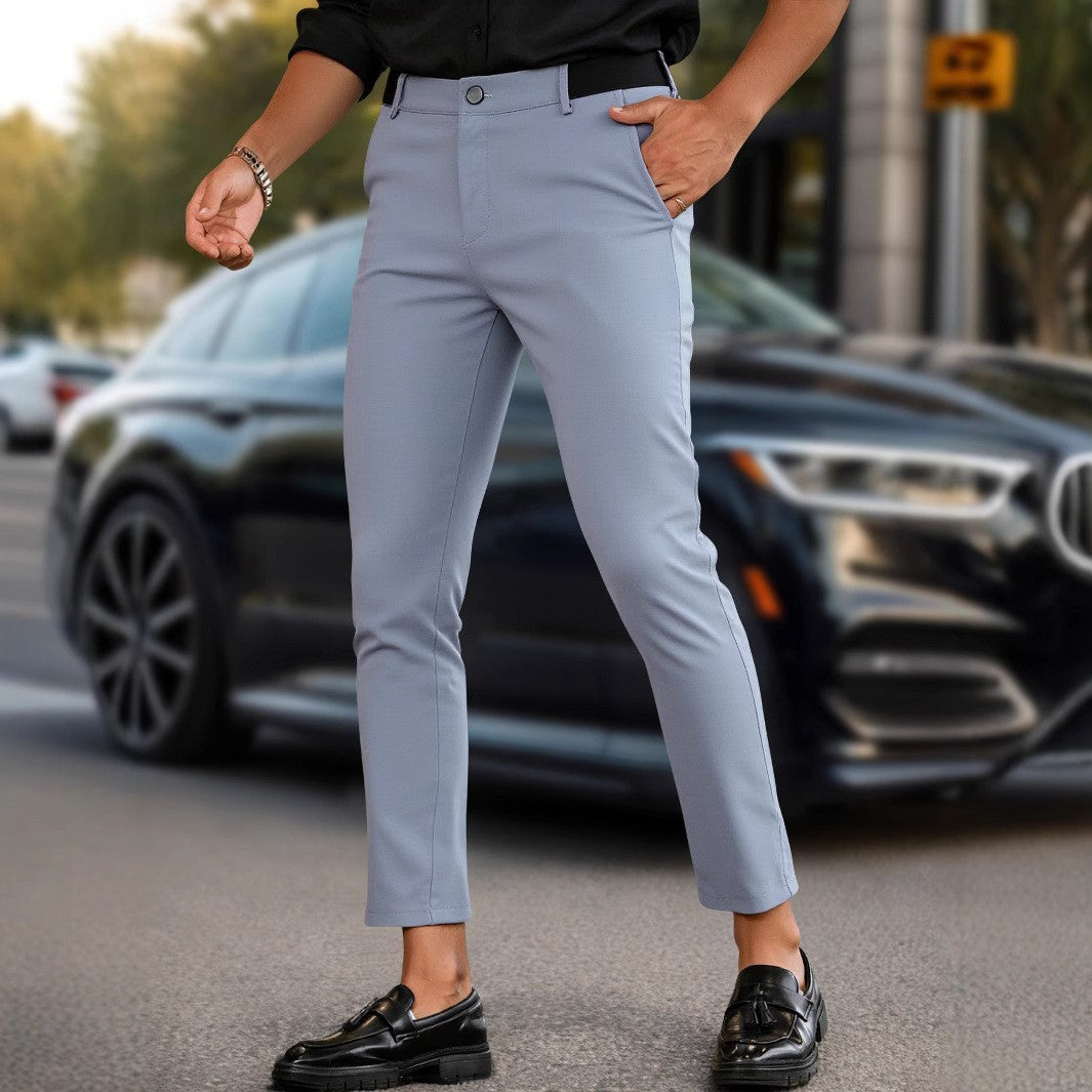 Chino pants for men with elegant cut and practical design Lune London