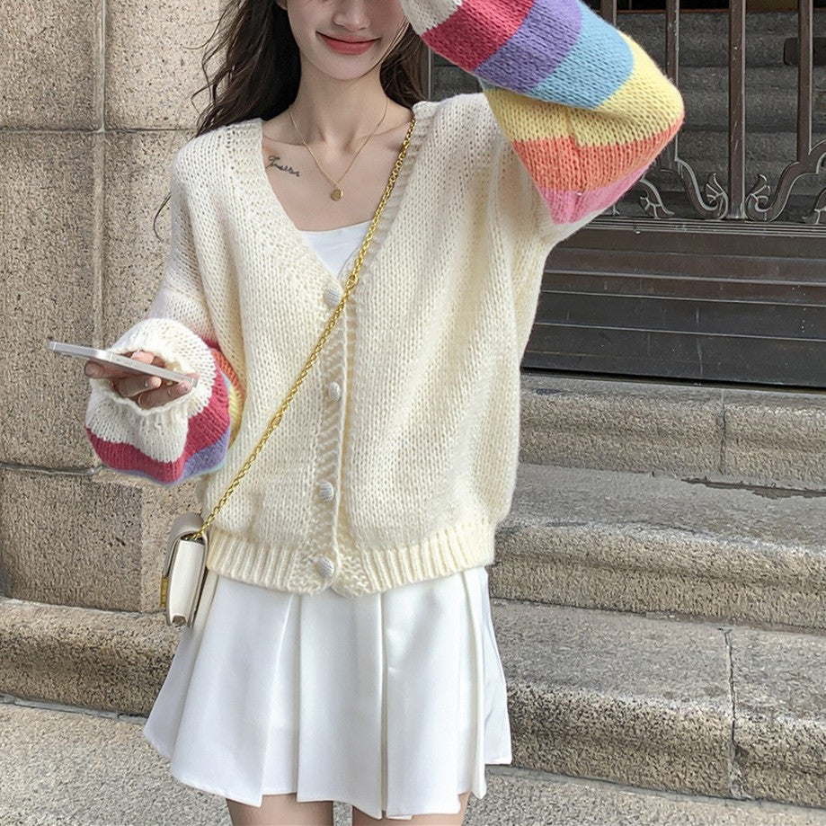 Women's knit jacket with colorful finishes on the sleeves Lune London