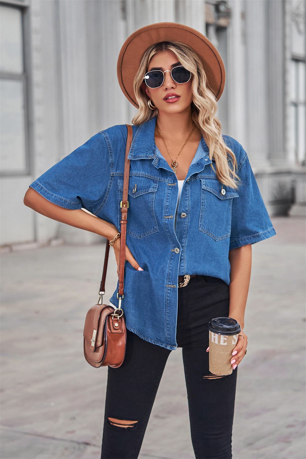 Casual denim jacket for women with practical chest pockets and modern cut Lune London