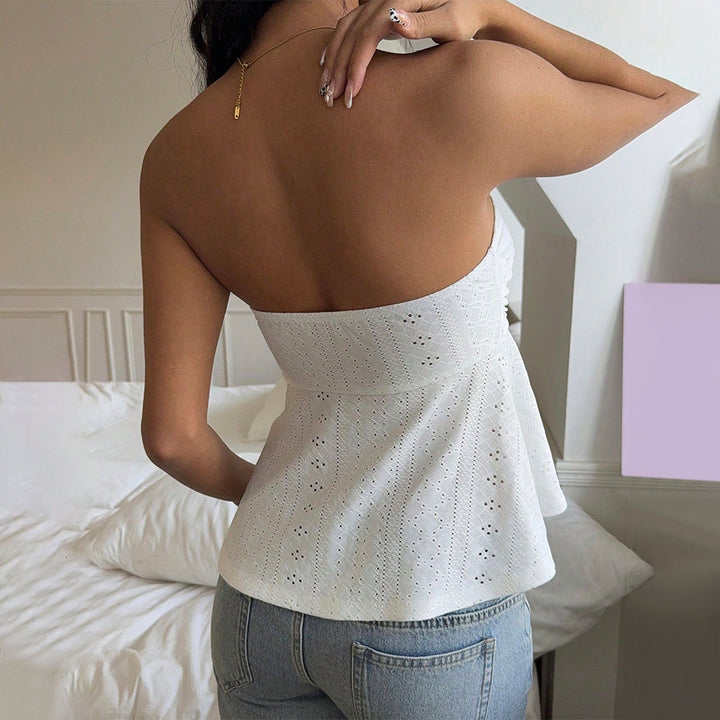 Blouse femme à épaules dénudées avec un élégant design en dentelle Chic & Stil