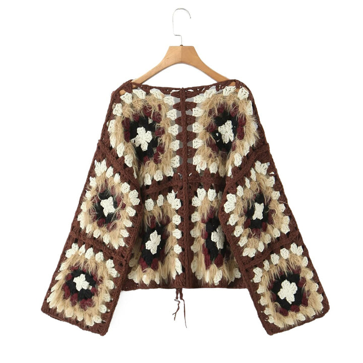 Casual cardigan for women with a colorful Granny square pattern and zipper Lune London