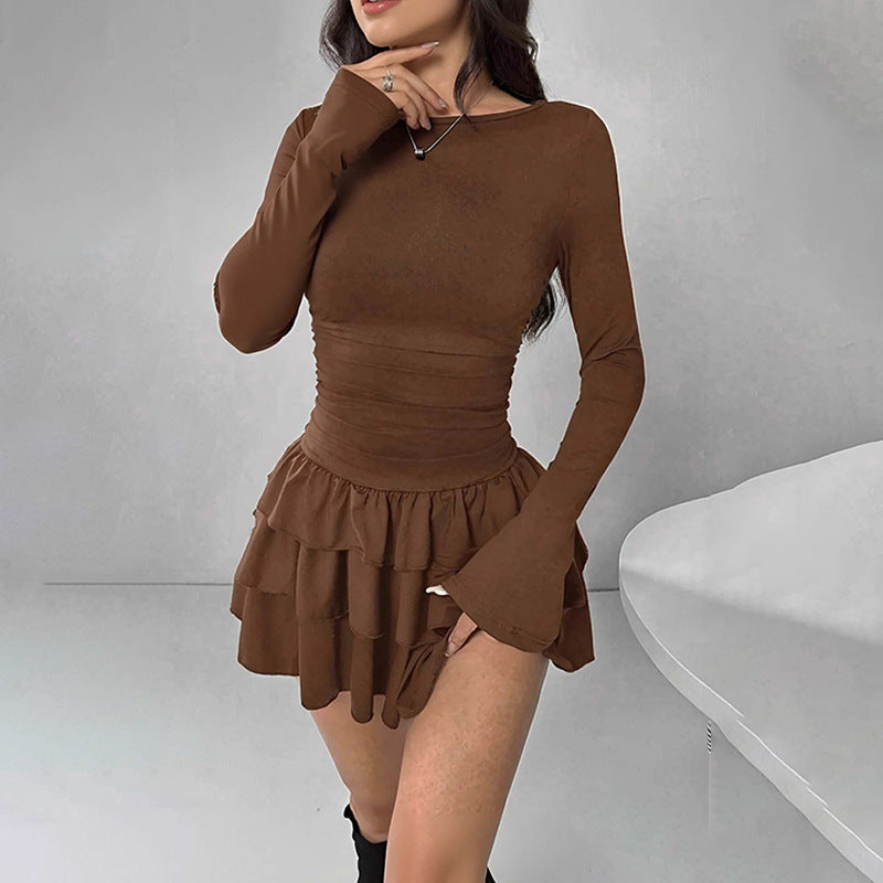 Robe mini pour femme avec un ourlet à volants volumineux et des manches longues Chic & Stil