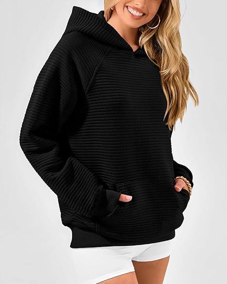 Casual hoodie for women with structured design and practical pockets Lune London