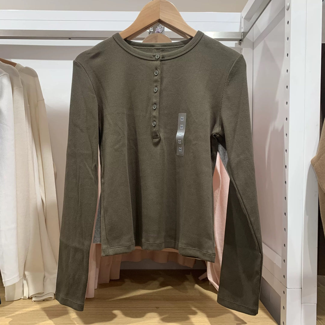 Chemise Henley à manches longues pour femmes en mélange de coton fin Chic & Stil