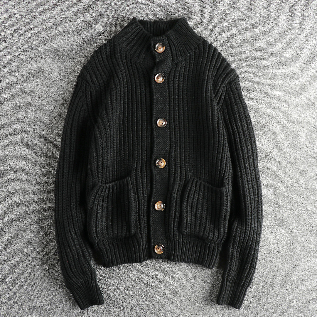 Knit jacket for women with large pockets and button closure Lune London
